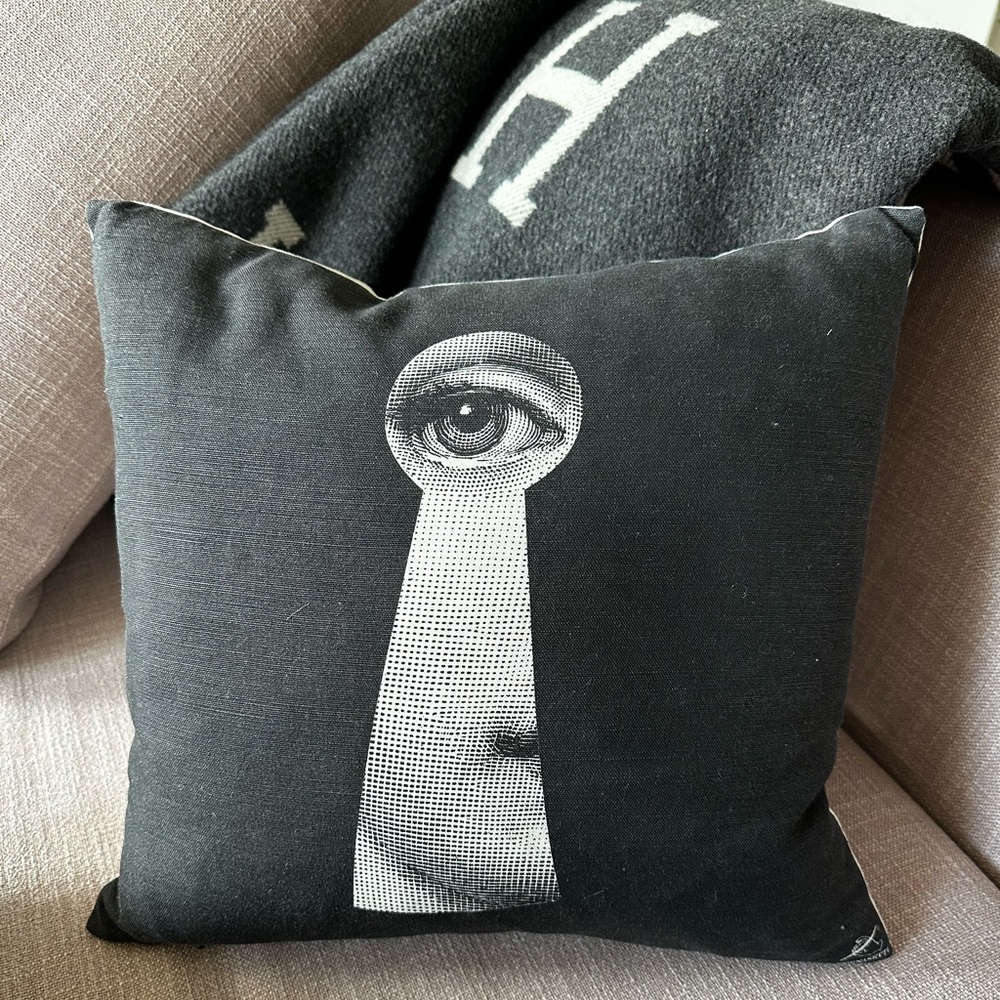 Fornasetti Chiave e Serratura graphic-print pillow